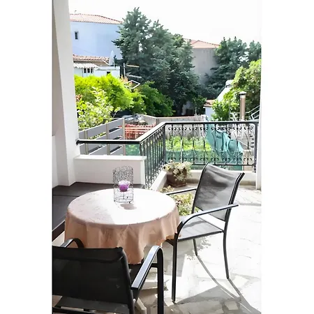 Apartment Elsa Pefkochori